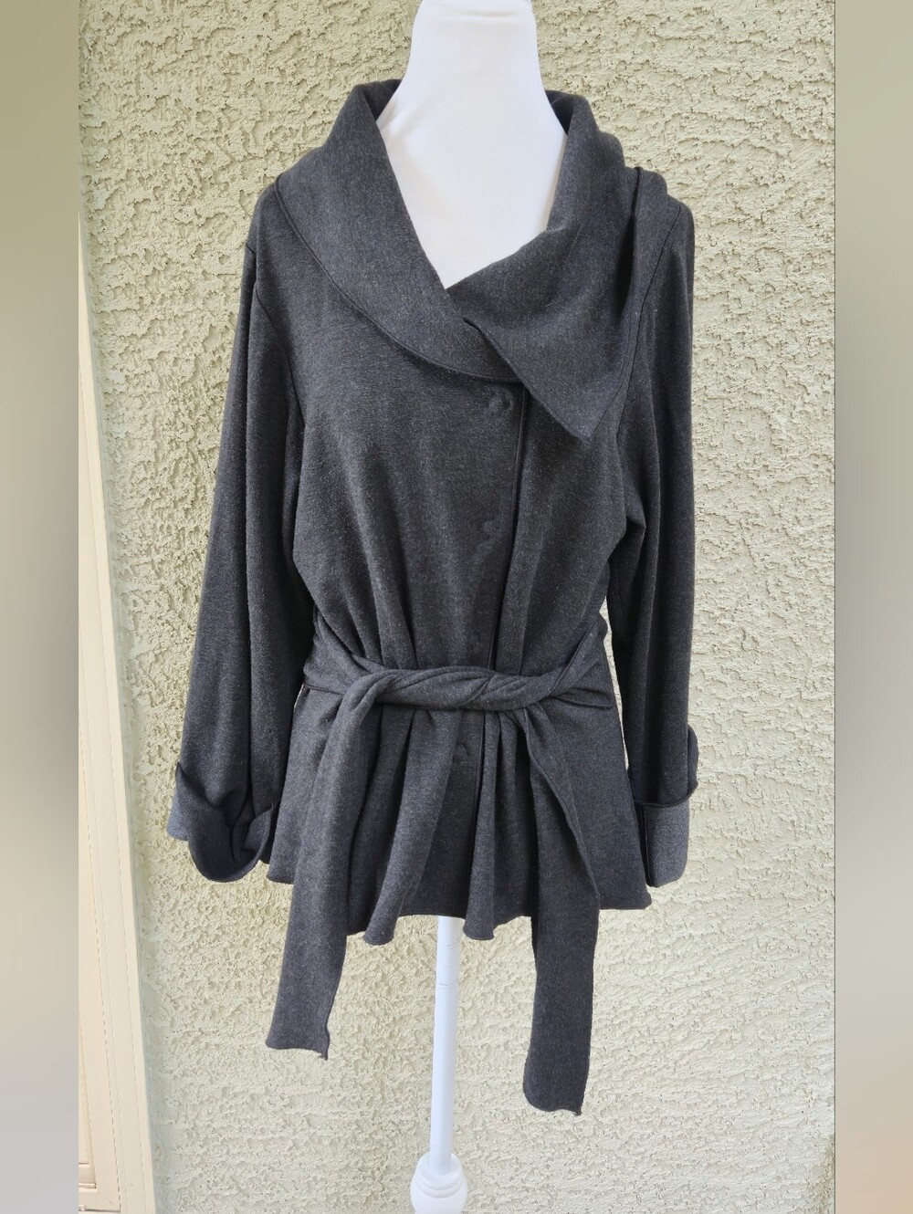 Theory Charcoal Gray Belted Women’s Sweater Jacket